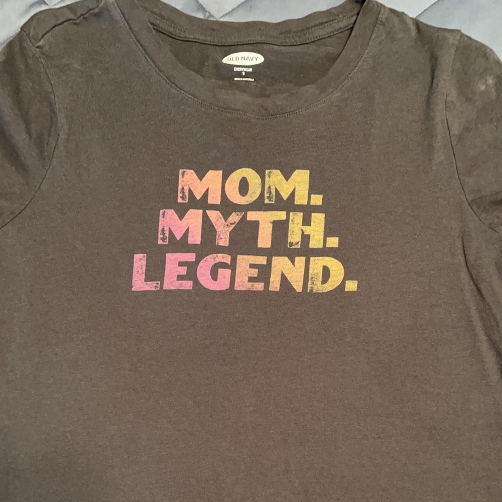 Mom Tee